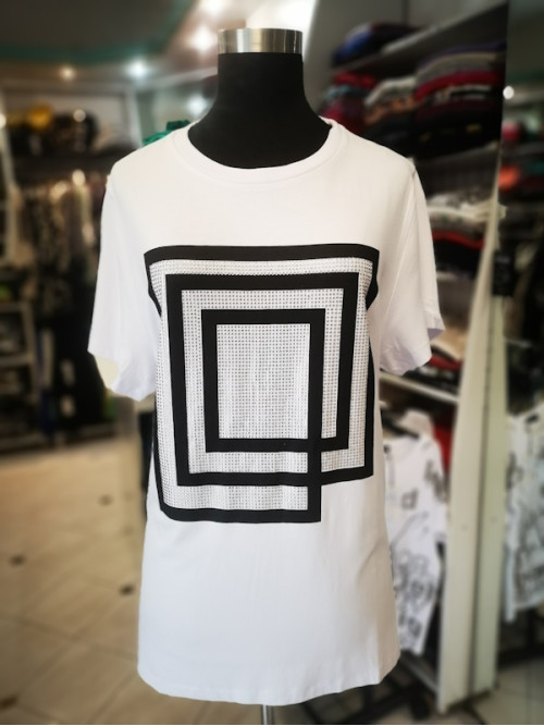 Modna ženska majica s kratkimi rokavi T5010